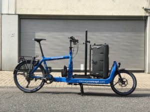 Emma - Bullitt Cargo Bike as Sound Bike with huge Speaker Post